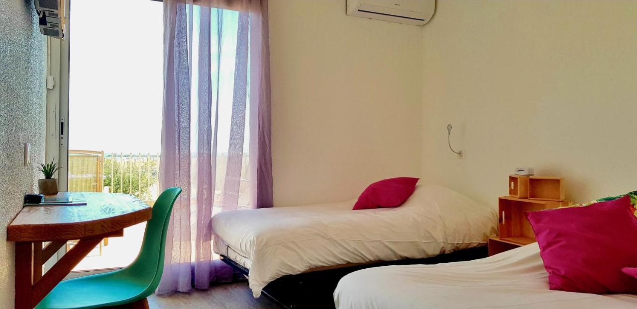 גרואיסאן Sunrise Beach Hotel מראה חיצוני תמונה