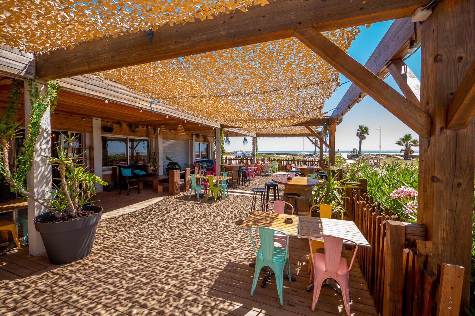 גרואיסאן Sunrise Beach Hotel מראה חיצוני תמונה