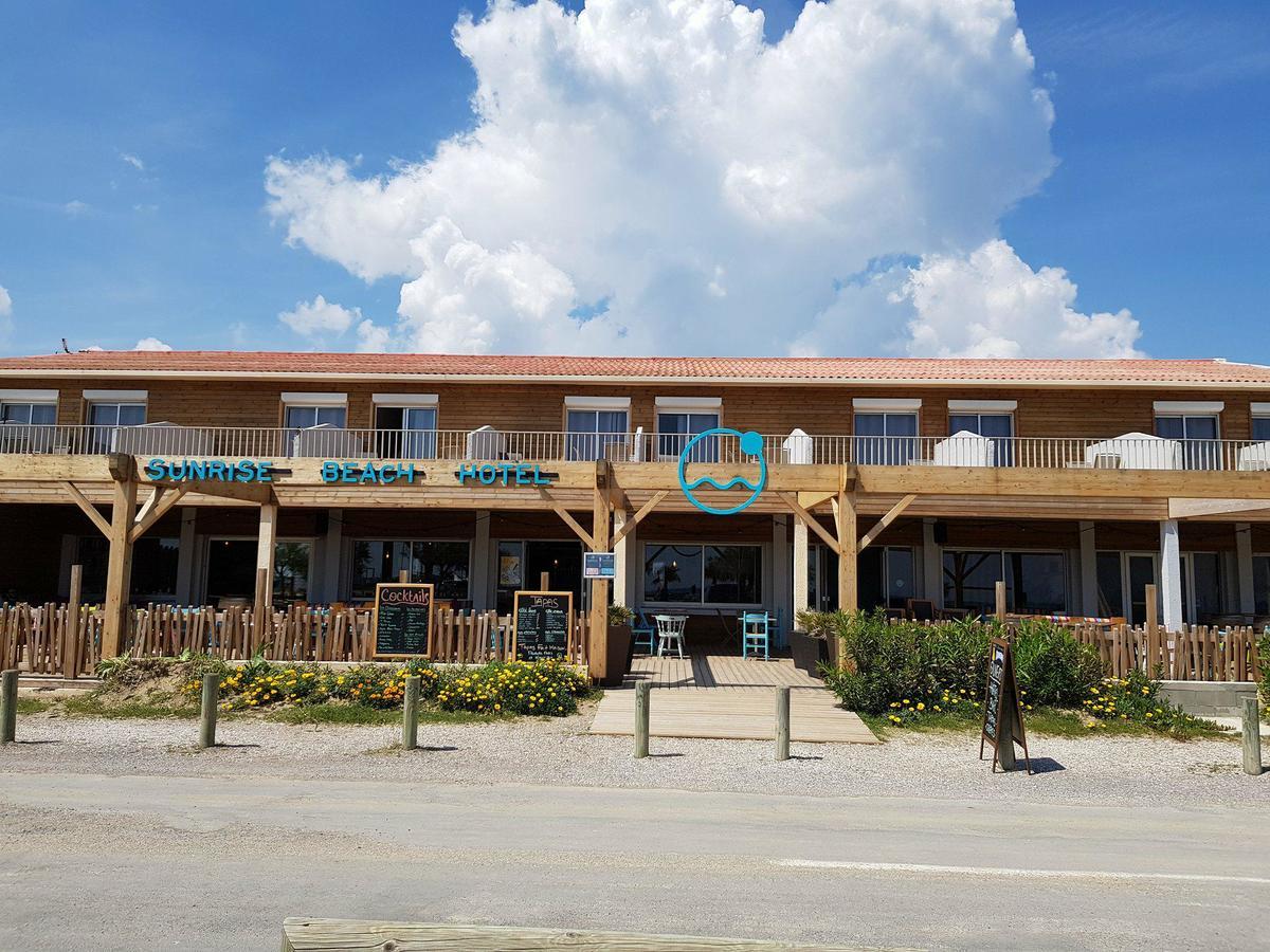 גרואיסאן Sunrise Beach Hotel מראה חיצוני תמונה